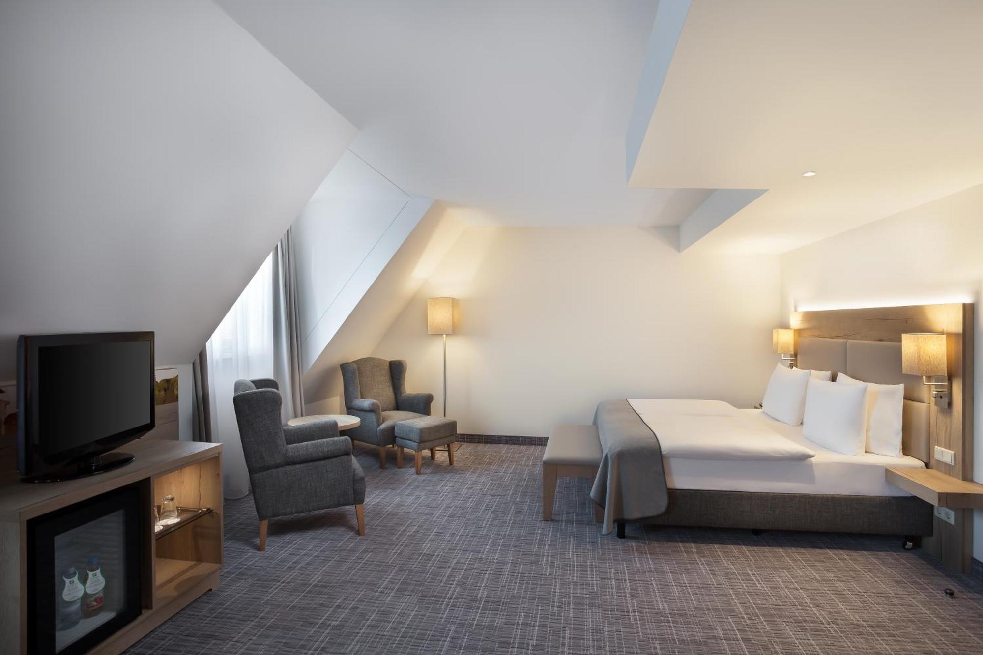 Standard Zimmer mit Kingsize-Bett
